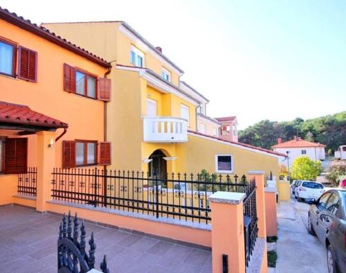 Pula Kroatien Traveller Hotel Gutscheincode Booking.com