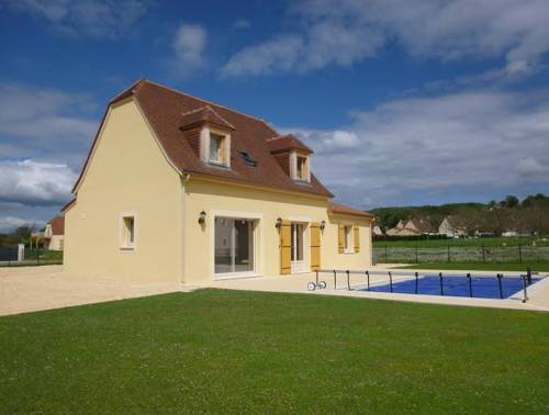 Heiliger Julien de Lampon Frankreich Traveller Hotel Gutscheincode Booking.com