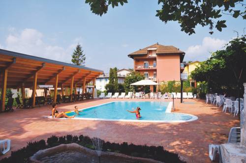 Levico Terme Italien Traveller Hotel Gutscheincode Booking.com