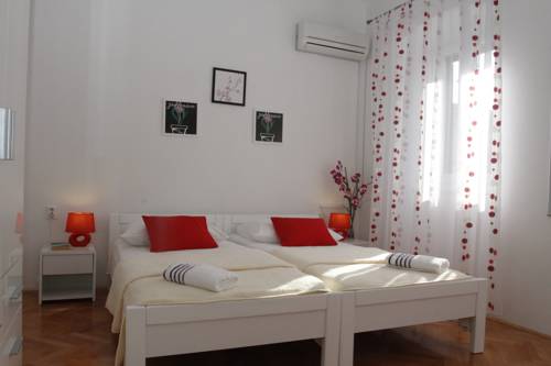 Teilt Kroatien Traveller Hotel Gutscheincode Booking.com