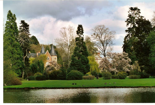 Villeneuve-sur-Allier Frankreich Traveller Hotel Gutscheincode Booking.com