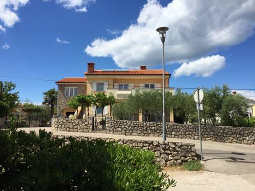 Krk Croatia Traveler Hotel Booking.com