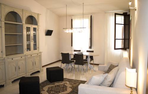 Cremona Italien Traveller Hotel Gutscheincode Booking.com