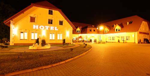 Ostrowiec Świętokrzyski Polen Traveller Hotel Gutscheincode Booking.com