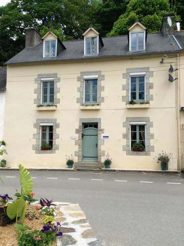 Châteauneuf-du-Faou Frankreich Traveller Hotel Gutscheincode Booking.com