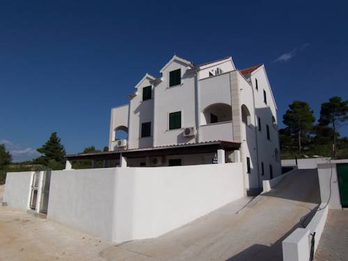 Supetar Croatia Traveler Hotel Booking.com