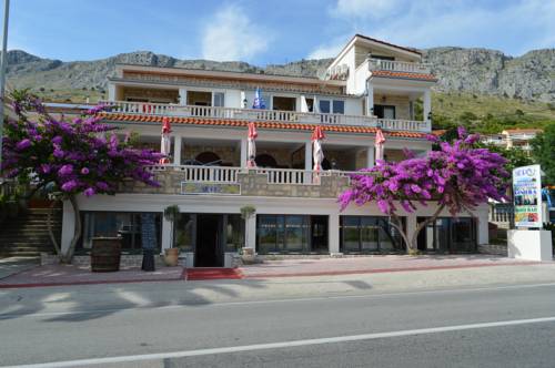 Omis Kroatien Traveller Hotel Gutscheincode Booking.com