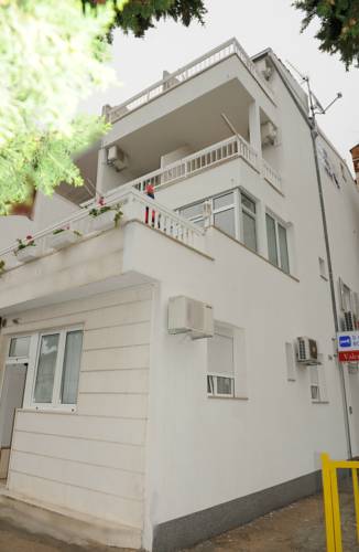 Teilt Kroatien Traveller Hotel Gutscheincode Booking.com