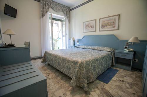 Imperia Italien Traveller Hotel Gutscheincode Booking.com