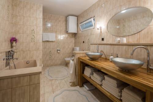 Lokva Rogoznica Kroatien Traveller Hotel Gutscheincode Booking.com