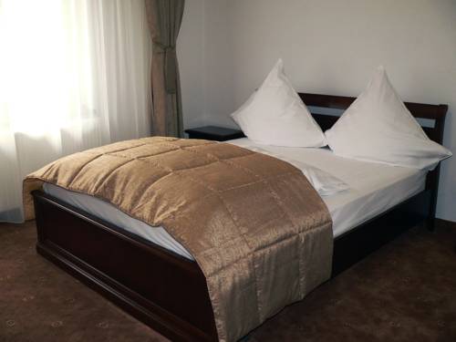 Braşov Romania Traveler Hotel Booking.com
