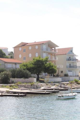 Sevid Kroatien Traveller Hotel Gutscheincode Booking.com