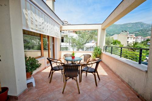 Budva Montenegro Traveller Hotel Gutscheincode Booking.com