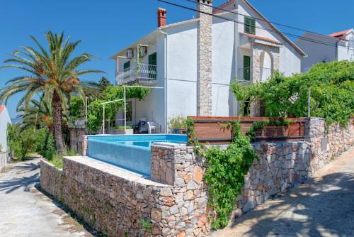 Jelsa Kroatien Traveller Hotel Gutscheincode Booking.com